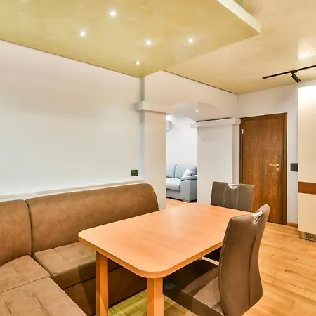 Apartment 2br Duplex With Sauna *